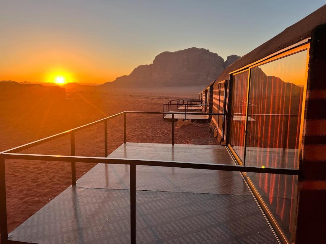 Hotel Wadi Rum Shooting Stars Camp Exterior foto