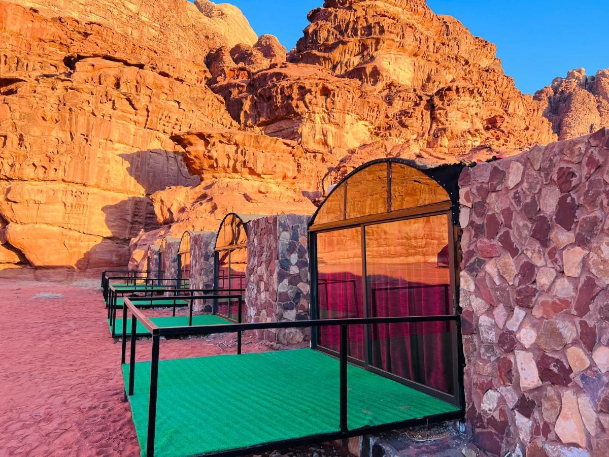 Hotel Wadi Rum Shooting Stars Camp Exterior foto