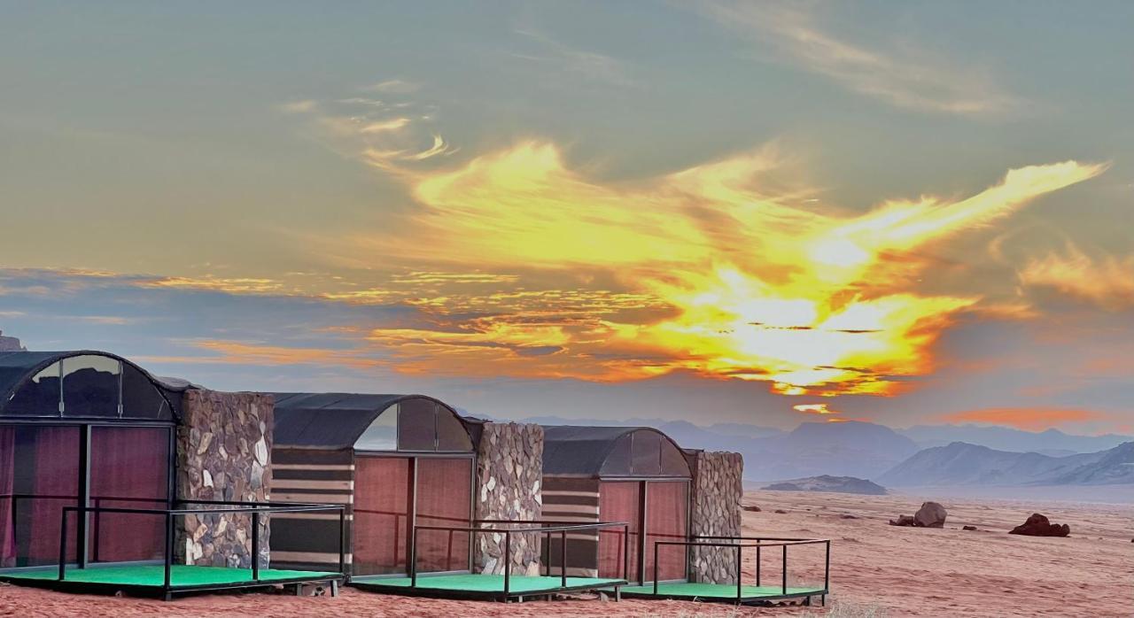 Hotel Wadi Rum Shooting Stars Camp Exterior foto